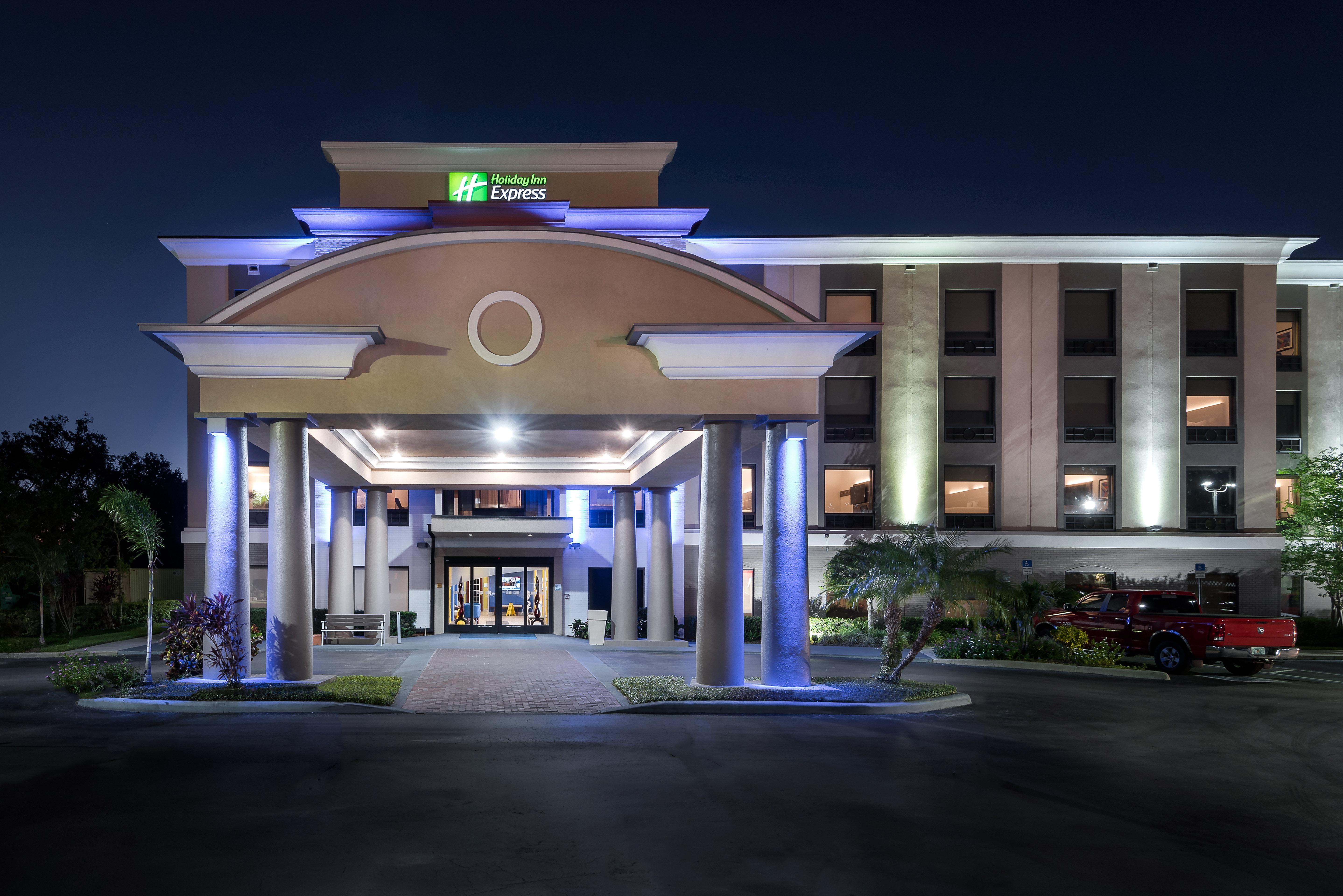 Holiday Inn Express Hotel & Suites Bartow By Ihg Bagian luar foto