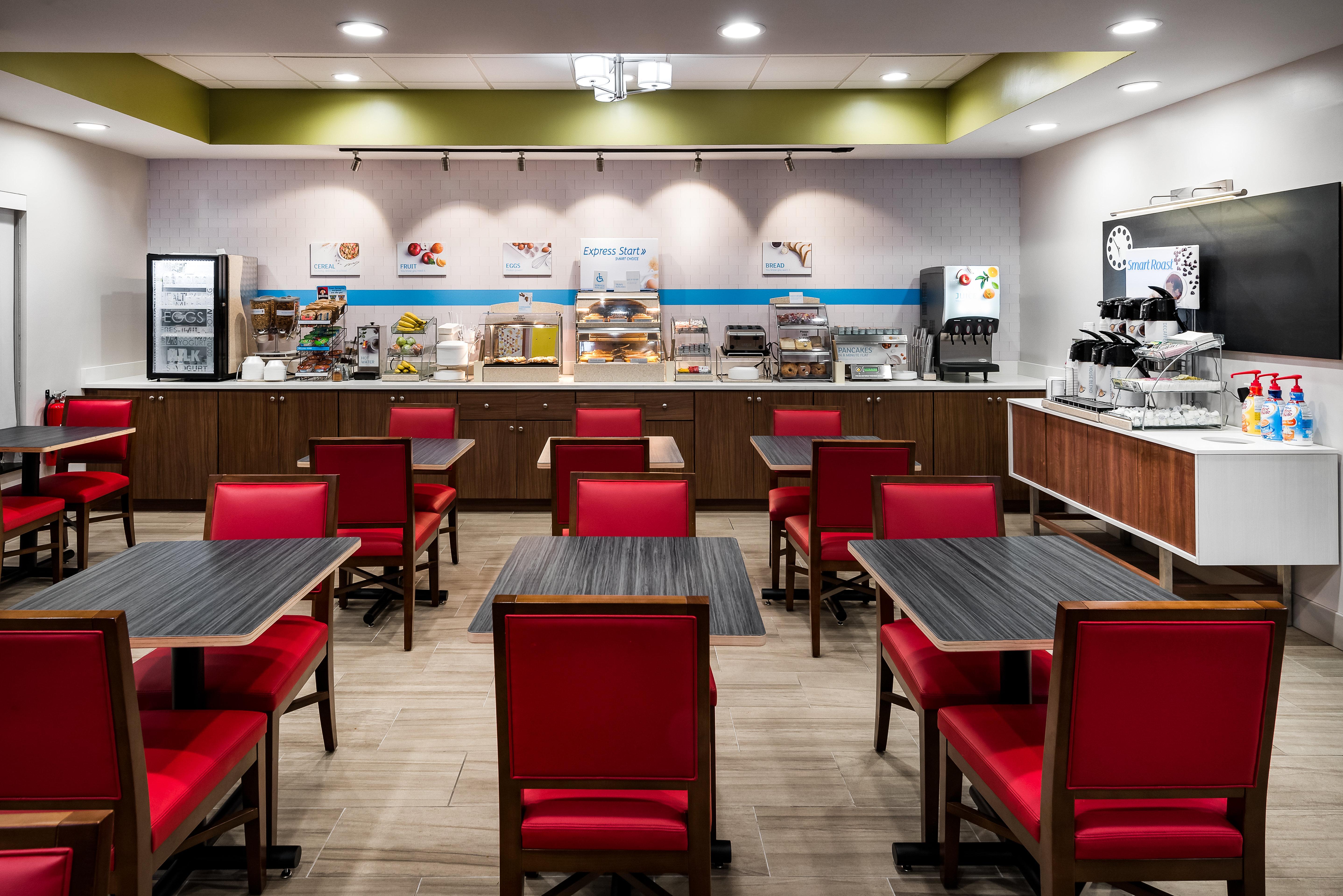 Holiday Inn Express Hotel & Suites Bartow By Ihg Bagian luar foto