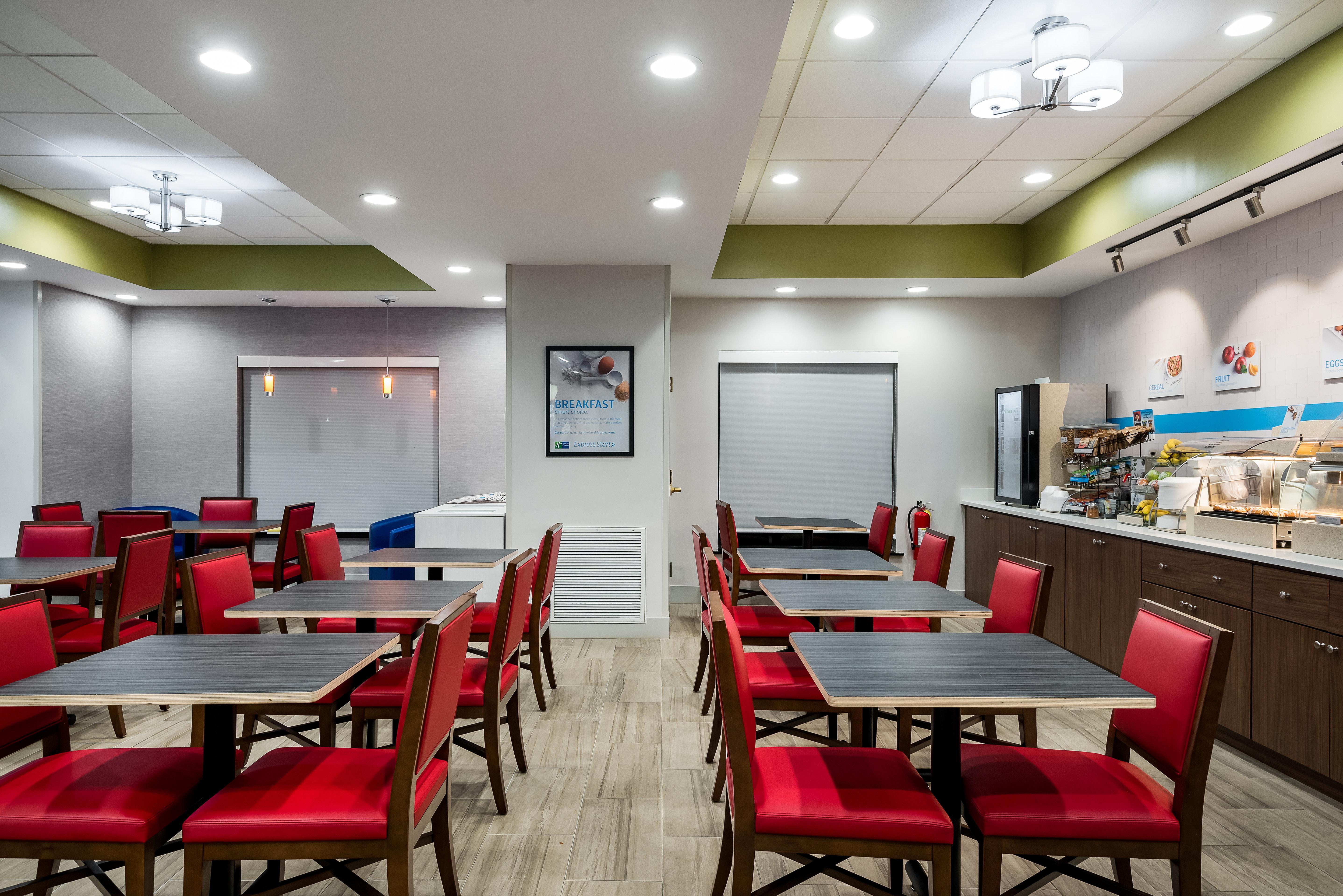 Holiday Inn Express Hotel & Suites Bartow By Ihg Bagian luar foto
