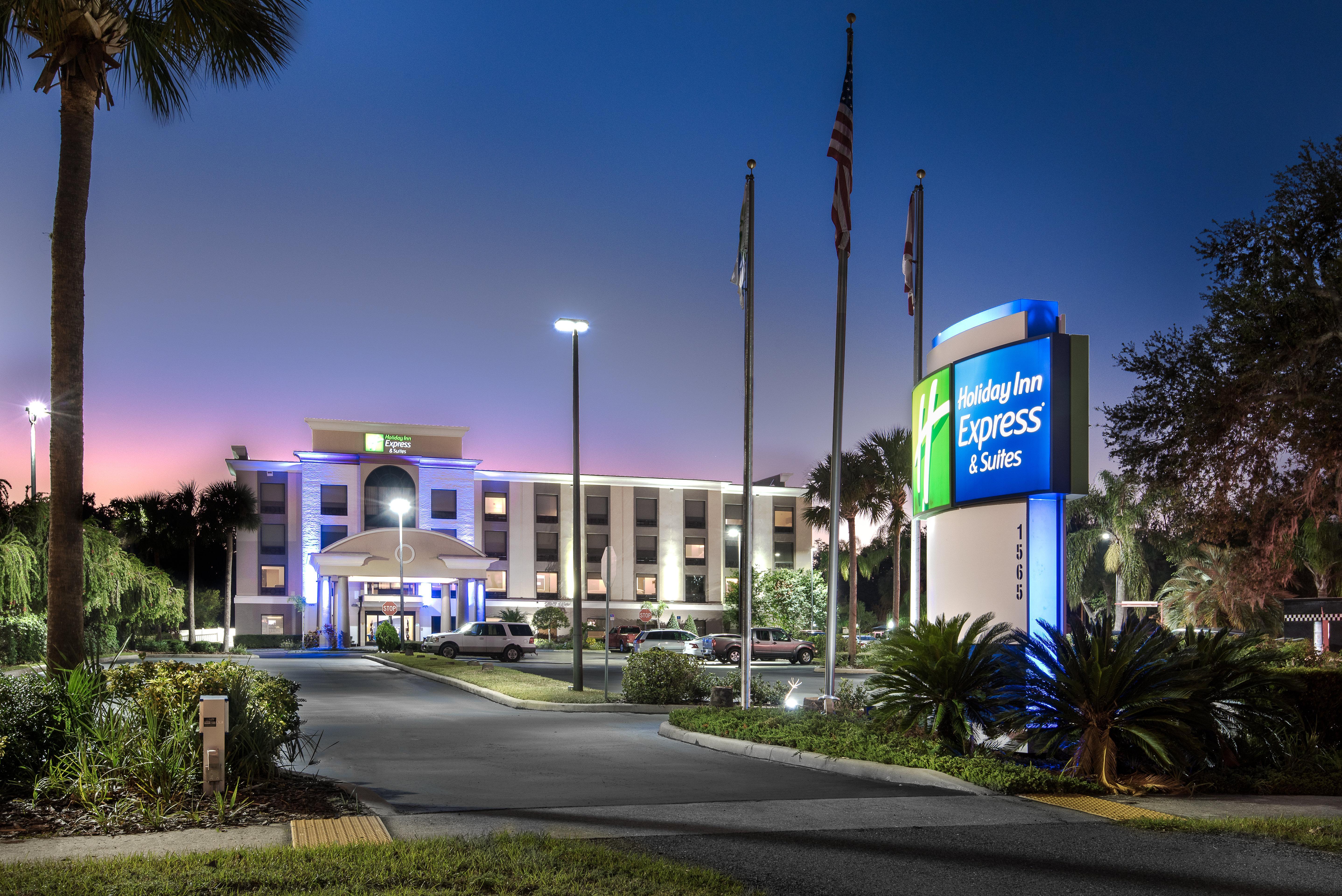 Holiday Inn Express Hotel & Suites Bartow By Ihg Bagian luar foto