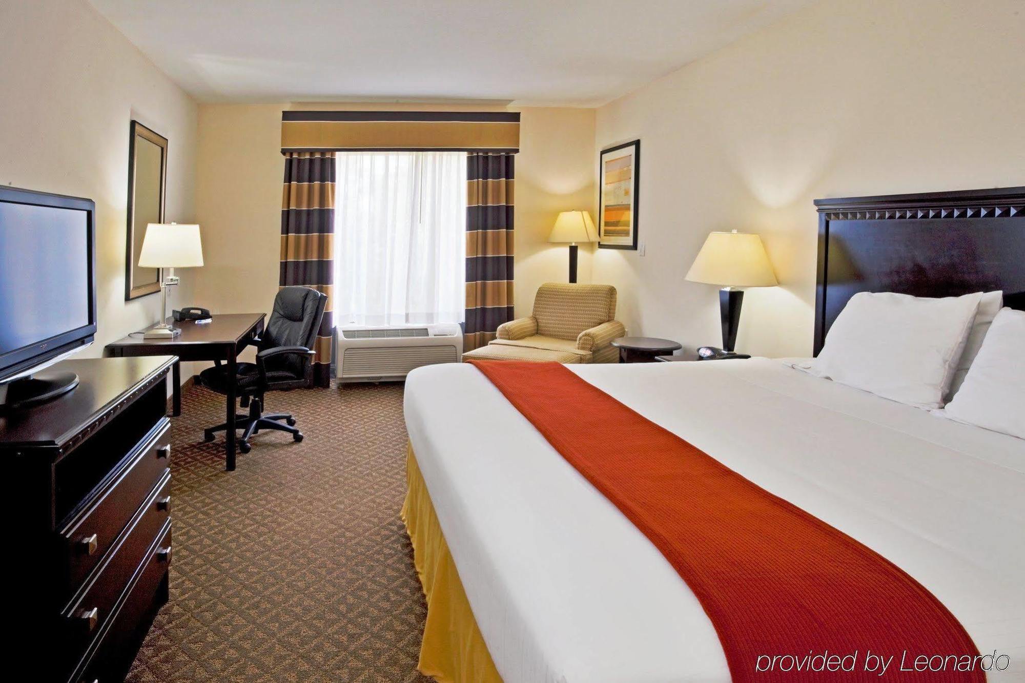 Holiday Inn Express Hotel & Suites Bartow By Ihg Bagian luar foto